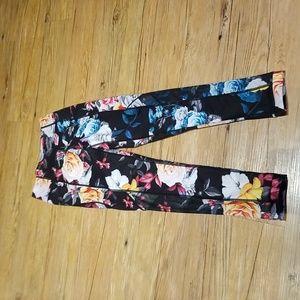 NWOTS Zyia Active Black Dark Floral Mesh Hi-Rise 7/8 Athletic Leggings sz 2